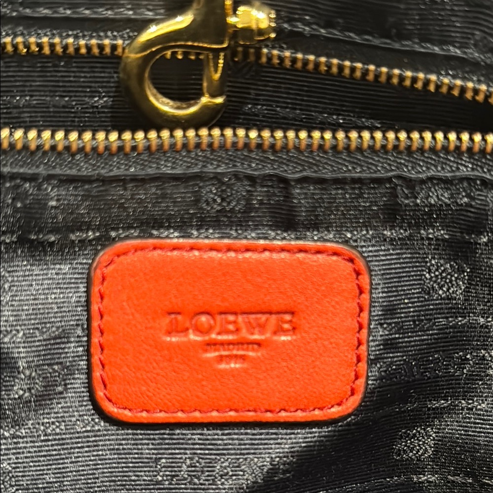 LOEWE Heritage Leather Tote - Picture 13 of 16